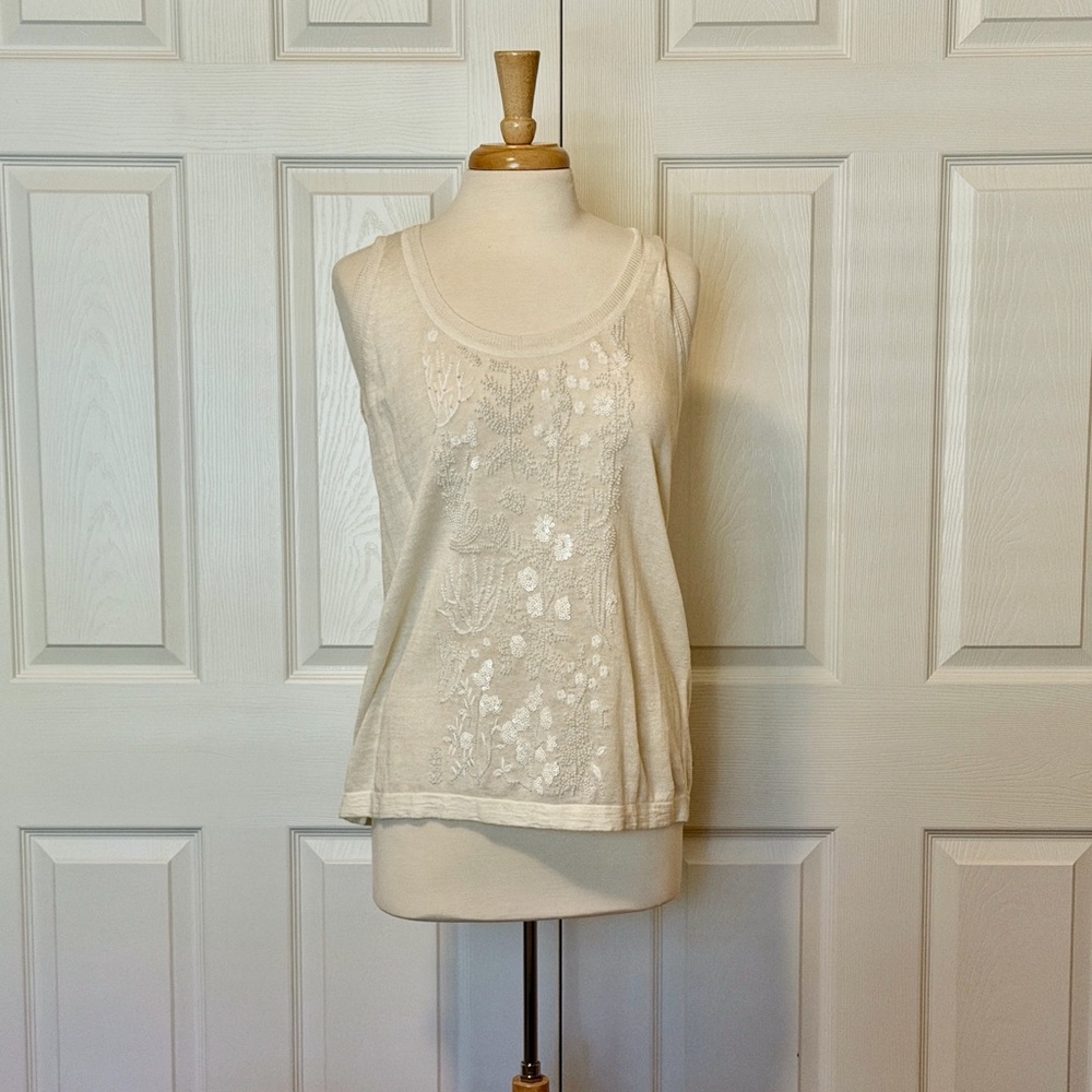 Tommy Bahama Elegant Cream Linen Sleeveless Top with beading and sequins.